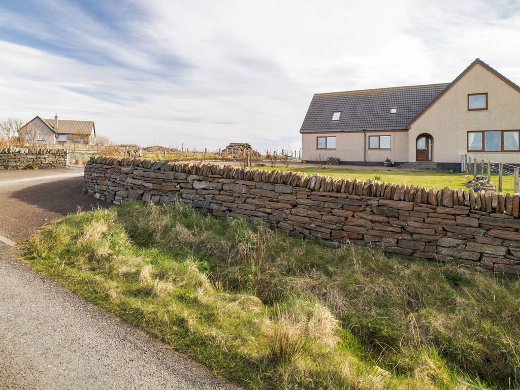 6 bed detached house for sale in Hillhead, Lybster, Highland KW3, £330,000 Zoopla
