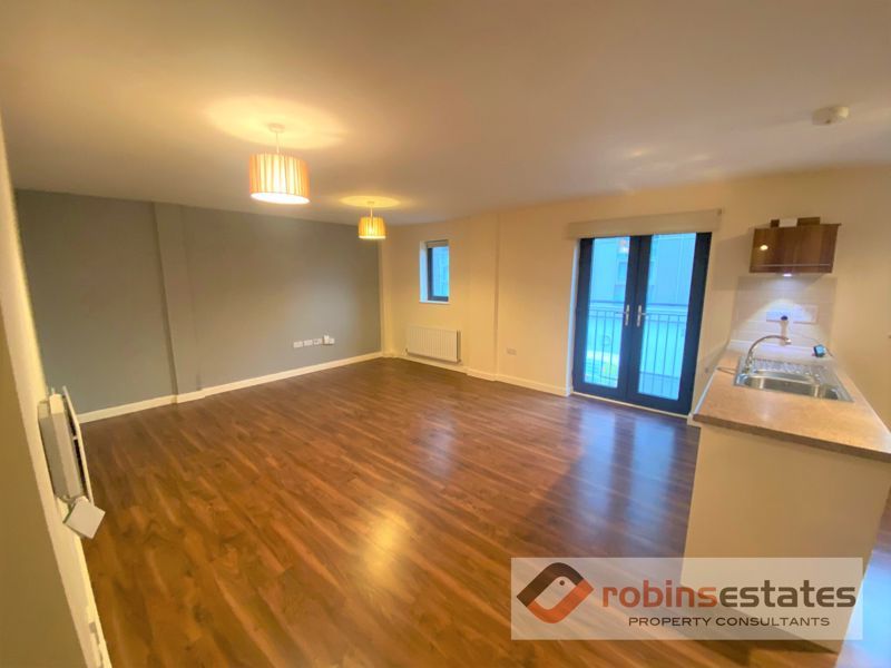 2 bed flat to rent in Pavilion Road, West Bridgford, Nottingham NG2