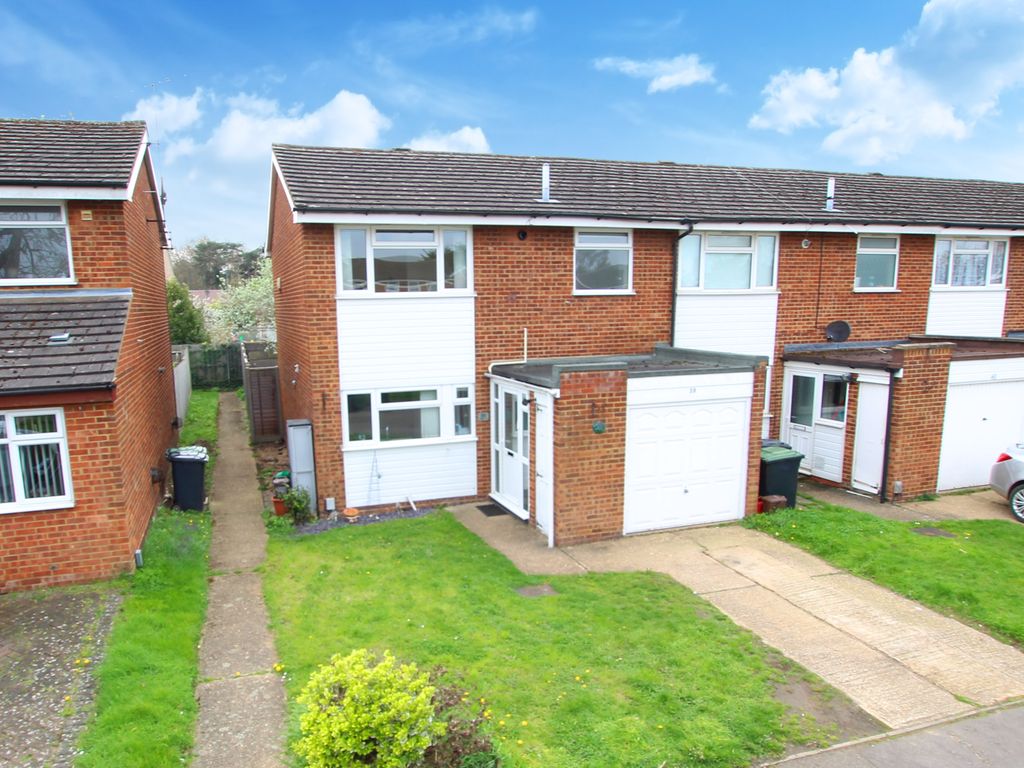 3 bed end terrace house for sale in Western Way, Sandy SG19 Zoopla