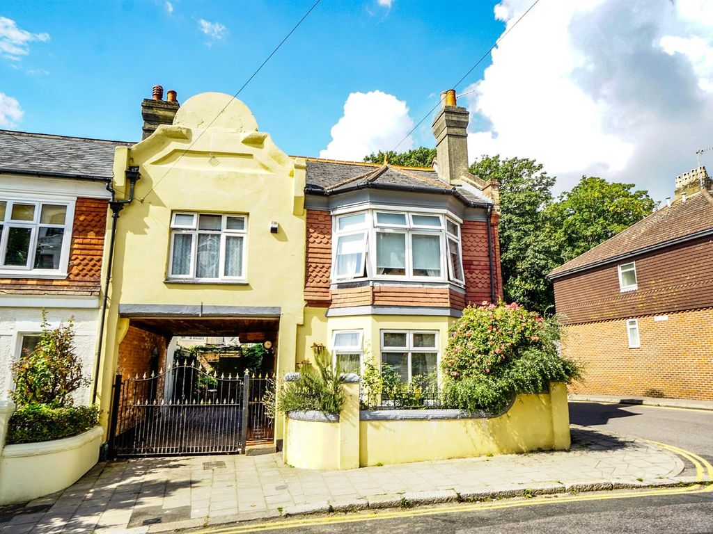 3 bed end terrace house for sale in Southwater Road, St. LeonardsOn
