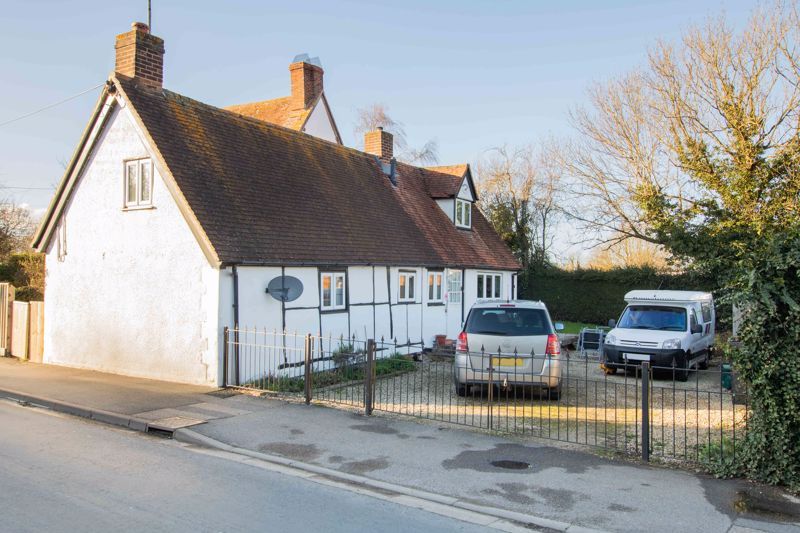 2 bed detached house to rent in Oxford Lane, Grove, Wantage OX12, £