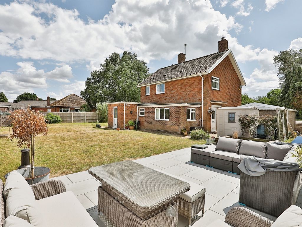 3 bed detached house for sale in Massingham Road, West Raynham