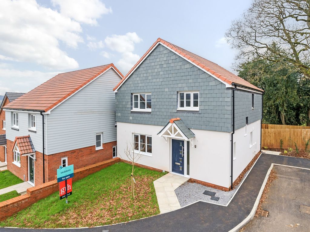 New home, 4 bed detached house for sale in Belle Vue Rise, Uffculme