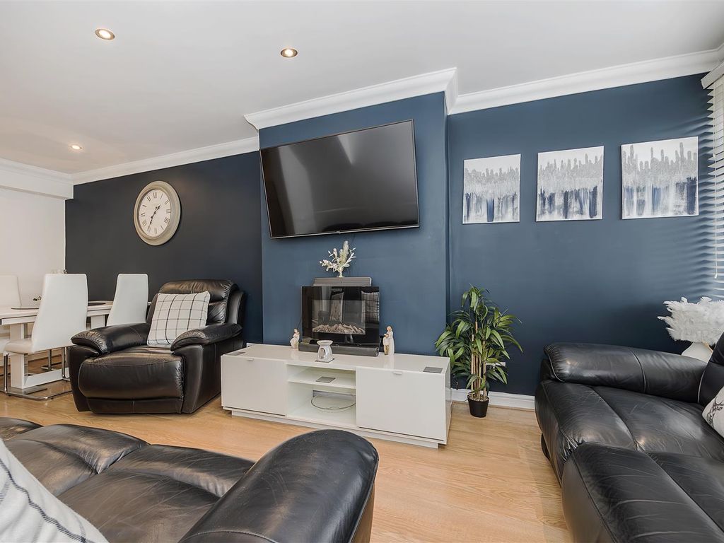3 bed property for sale in Harcourt Avenue, Sidcup DA15, £390,000 Zoopla