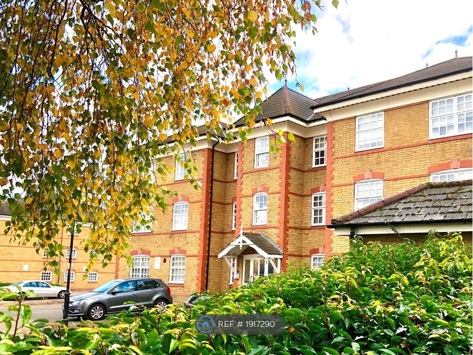 1 bed flat to rent in Sylvan House, London N21, £1,550 pcm Zoopla