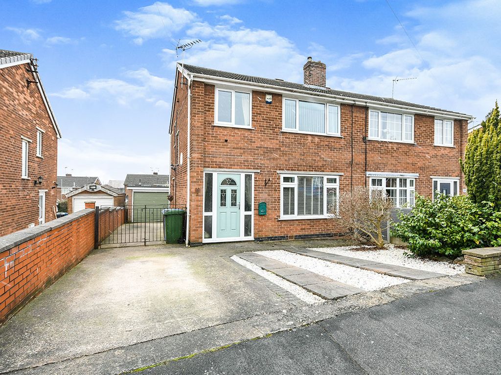 3 bed semidetached house for sale in Broomfield Avenue, Hasland