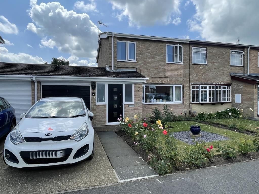 3 bed semidetached house for sale in Robins Close, Ely CB6, £360,000