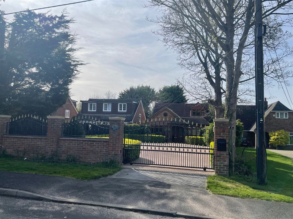 4 bed detached house for sale in Hever Avenue, West Kingsdown
