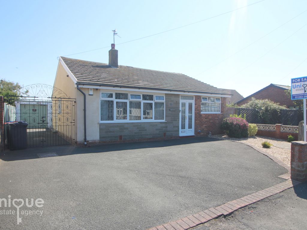 3 bed bungalow for sale in Northway, Fleetwood FY7 Zoopla