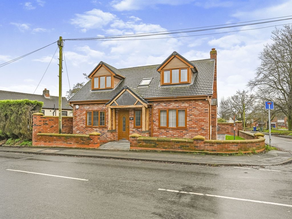 4 bed detached bungalow for sale in Norton Green Lane, Norton Canes