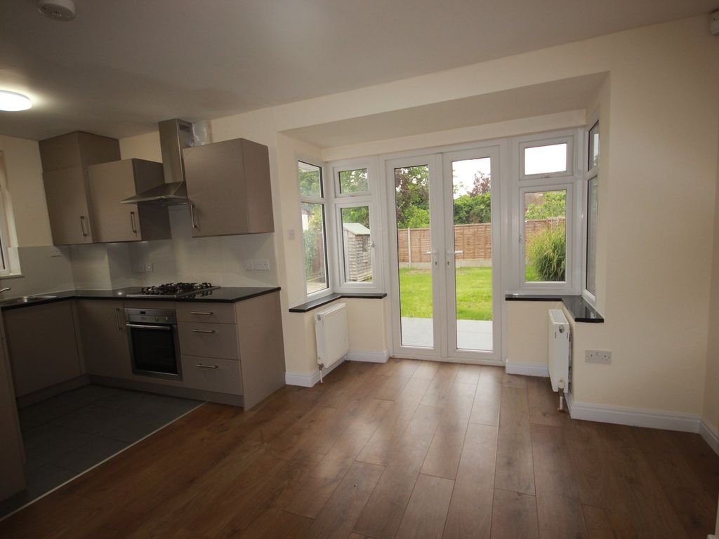 3 bed property to rent in Langley Road, Slough SL3 Zoopla