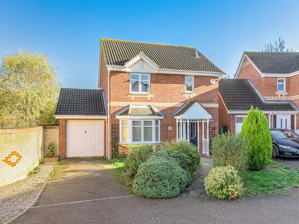 3 bed detached house for sale in Malvern Close, Wellingborough NN8 Zoopla