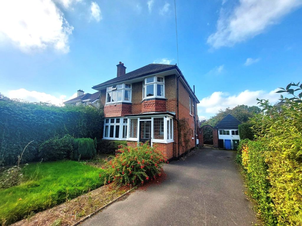 3 bed detached house for sale in Gravel Hill, Wimborne, Dorset BH21, £