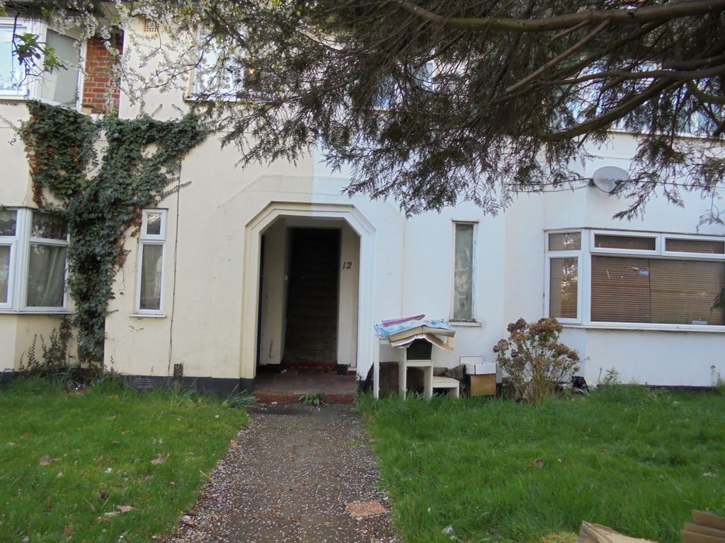 Isley Garden, Hounslow TW4  