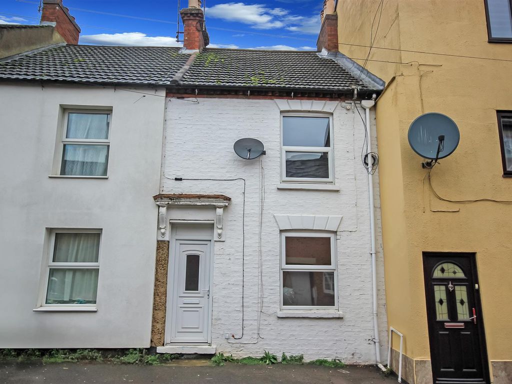 2 bed terraced house for sale in Great Park Street, Wellingborough NN8