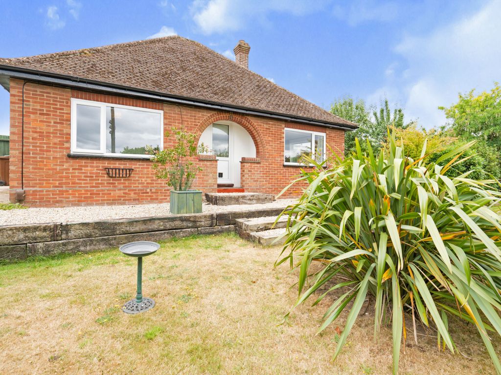 3 bed bungalow for sale in Grove Avenue, New Costessey, Norwich NR5