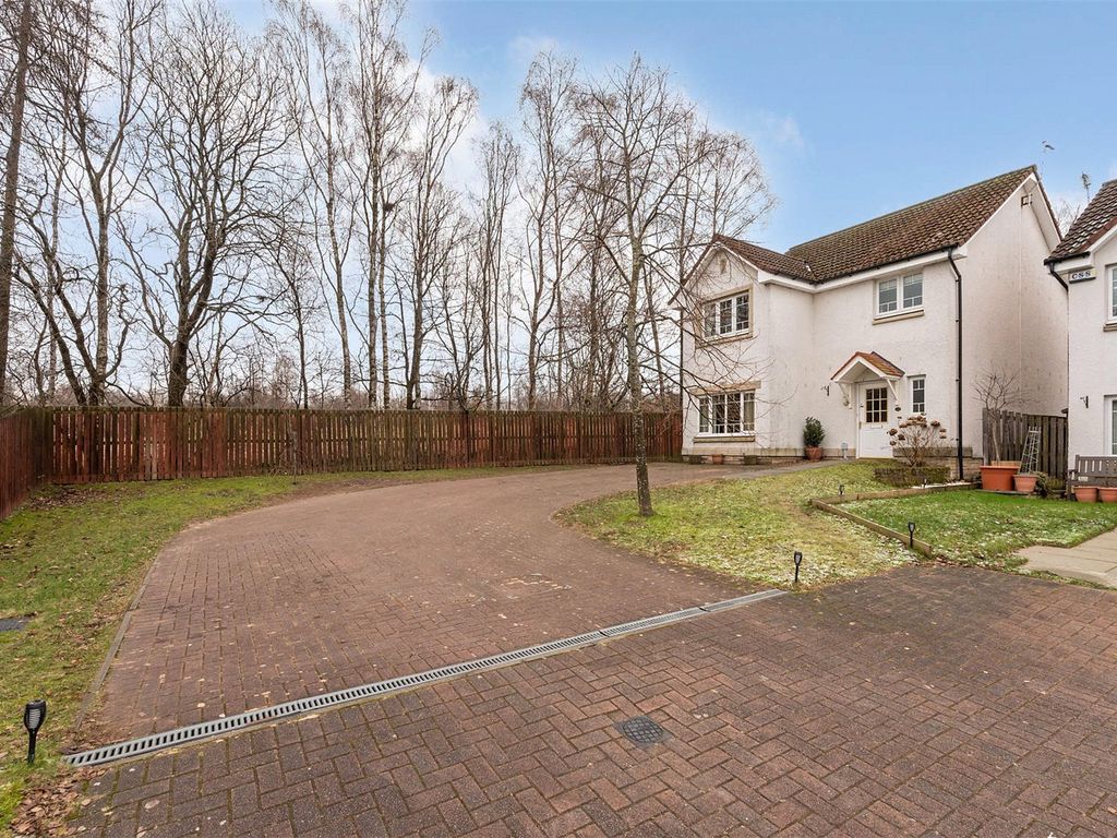 4 bed detached house for sale in Glentye Drive, Tullibody, Alloa