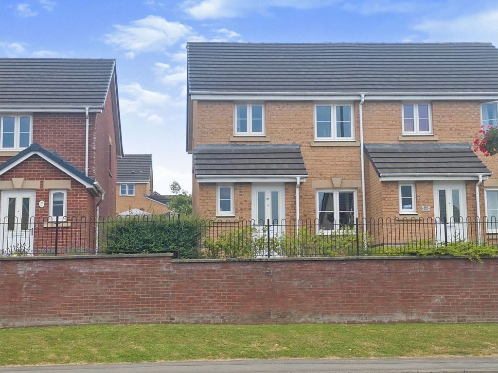 3 bed end terrace house for sale in Ffordd Y Dolau, Pontyclun CF72 Zoopla