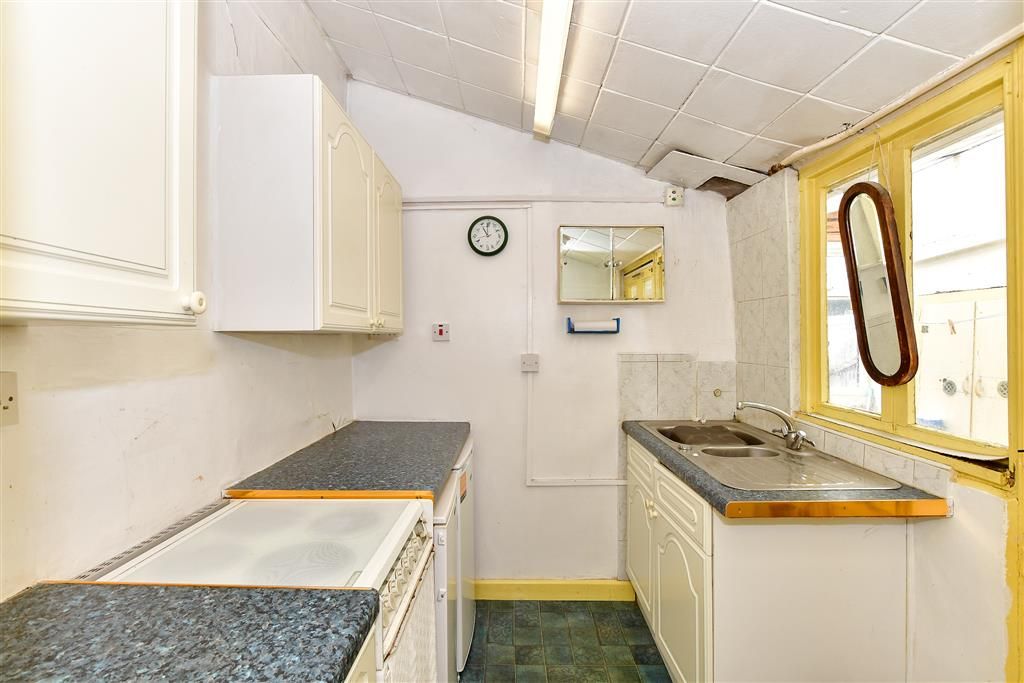 2 bed terraced house for sale in Byron Road, London E17, £297,000 Zoopla