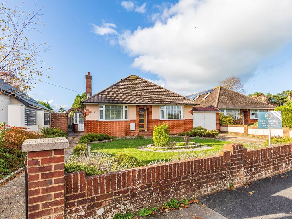 3 bed detached bungalow for sale in Highfield Road, Corfe Mullen