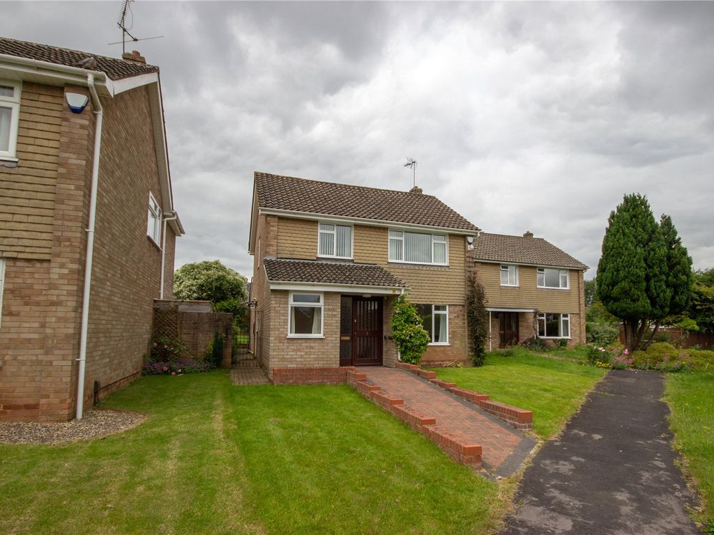 4 bed detached house to rent in Virginia Close, Chipping Sodbury