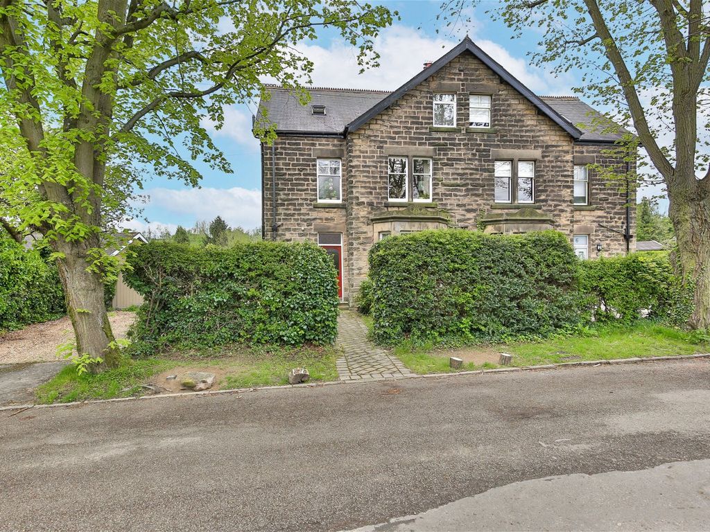 4 bed semidetached house for sale in Greendale Avenue, Holymoorside
