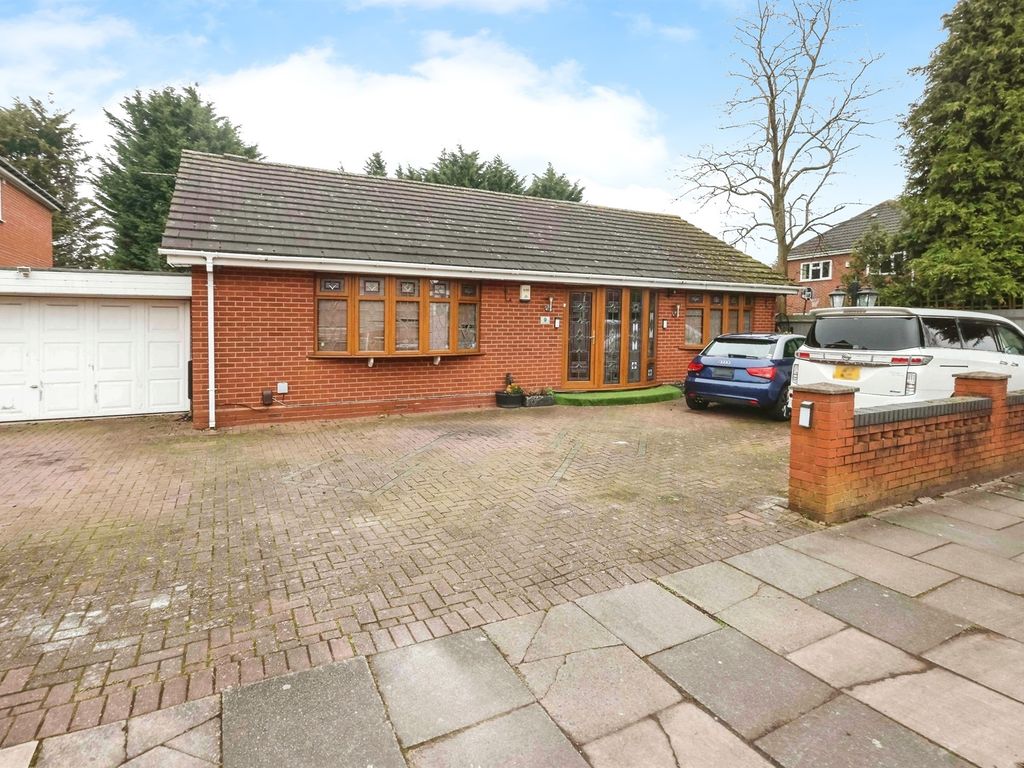 3 bed detached bungalow for sale in Ventnor Avenue, Ward End