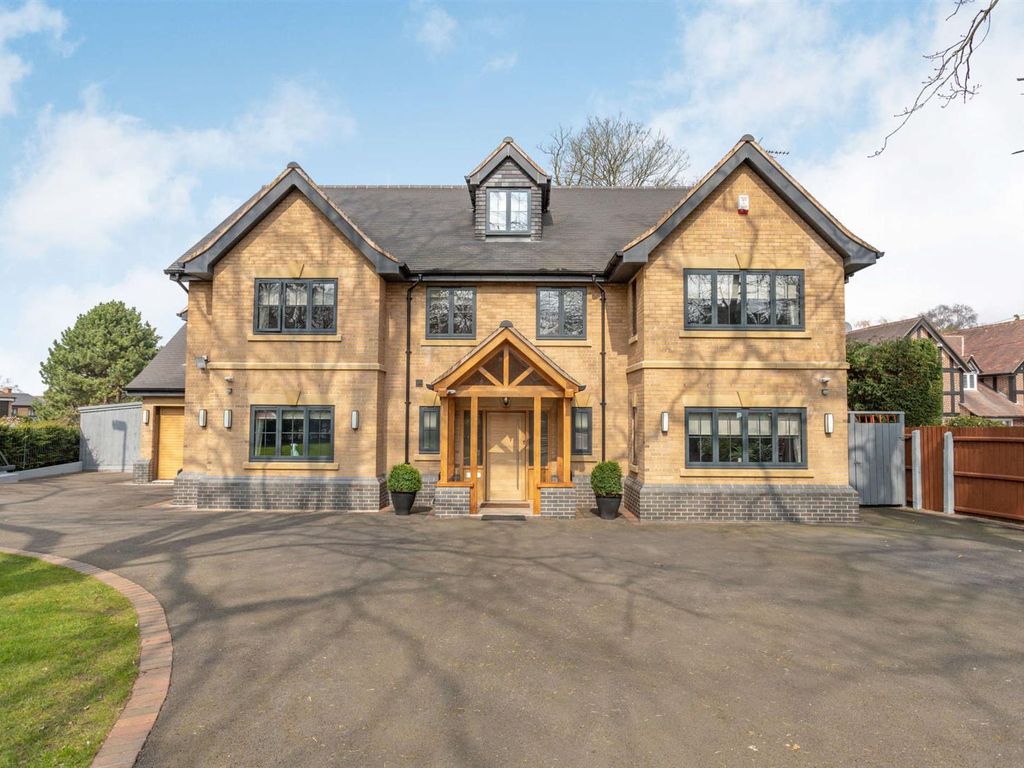 6 bed detached house for sale in Grasmere Avenue, Sutton Coldfield B74