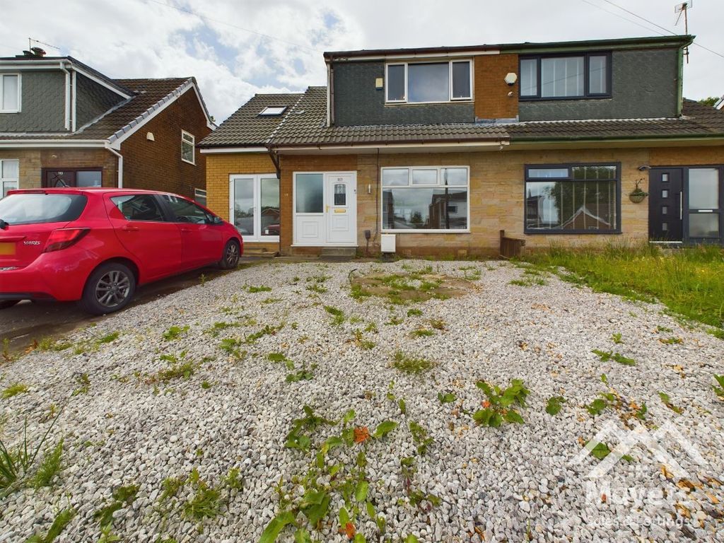 4 bed semidetached house for sale in Rhodes Avenue, Blackburn BB1, £