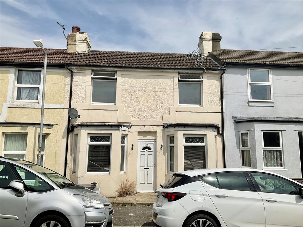 2 bed terraced house for sale in Heathfield Avenue, Dover CT16 Zoopla