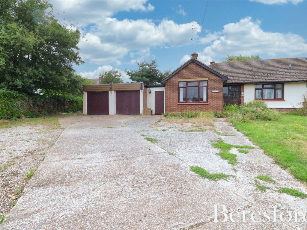 4 bed bungalow for sale in Maldon Road, Margaretting CM4, £550,000 Zoopla