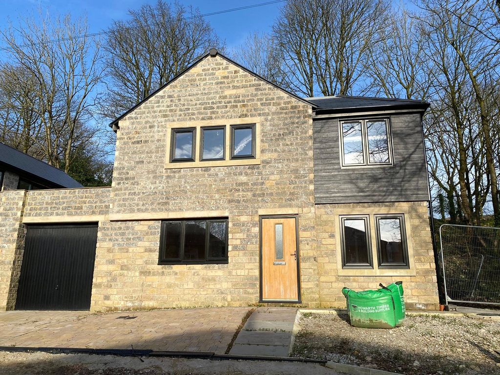 New home, 4 bed detached house for sale in Plot 1 Hawthorpe Grove