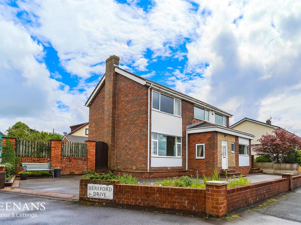 4 bed detached house for sale in Peel Park Avenue, Clitheroe BB7, £