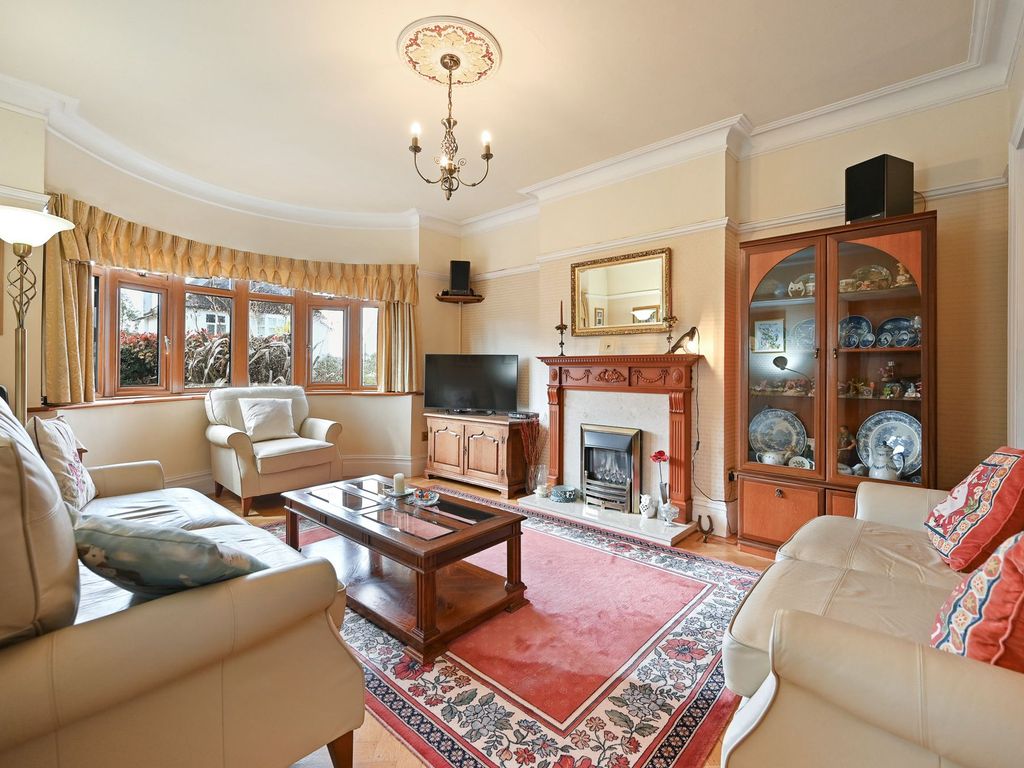 4 bed detached house for sale in Holland Avenue, Cheam SM2, £1,250,000 Zoopla