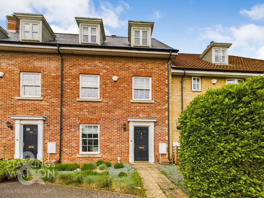 4 bed town house for sale in Lord Nelson Drive, Costessey, Norwich NR5