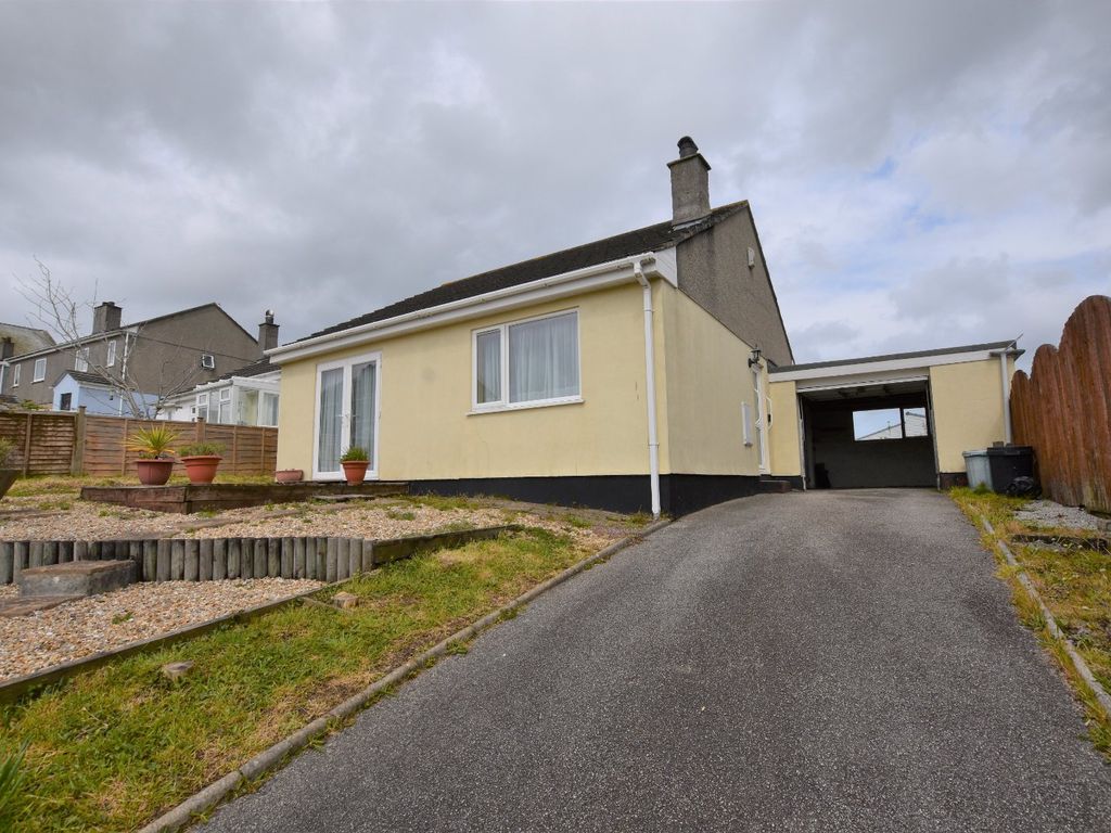 2 bed bungalow for sale in Valley Gardens, Voguebeloth, Redruth