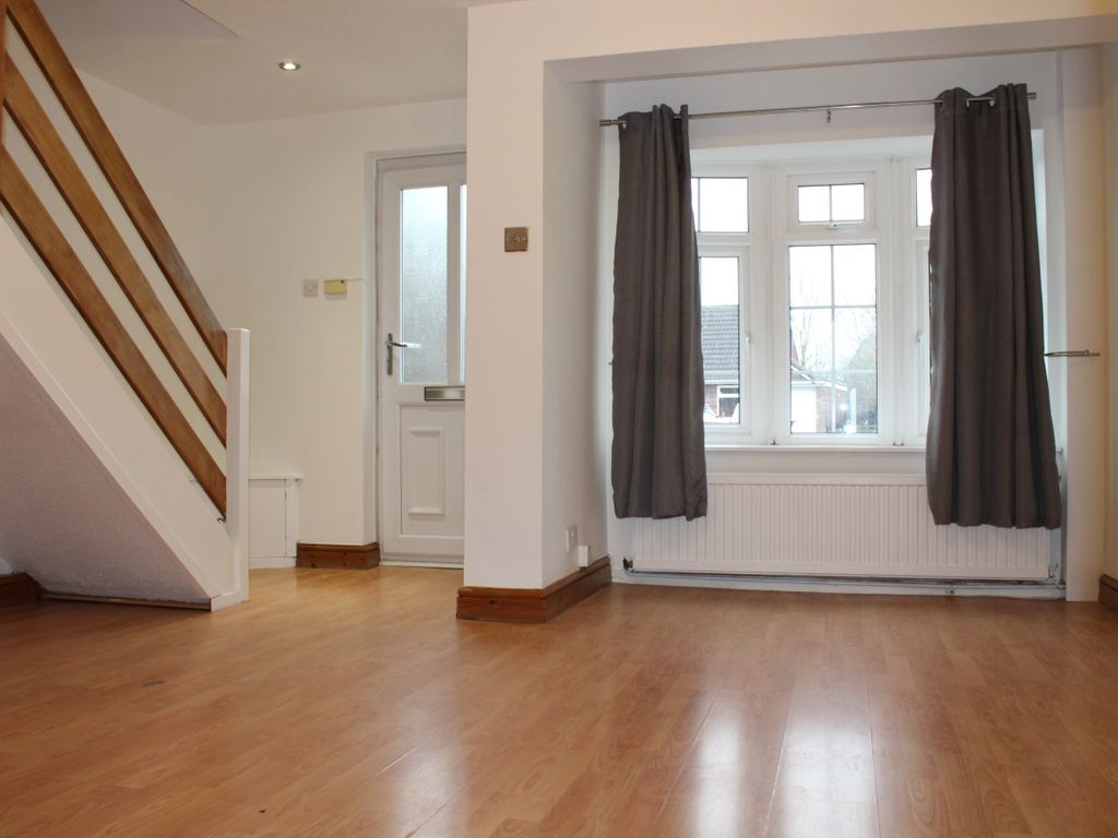 2 bed semidetached house to rent in Welham Walk, Thurmaston, Leicester