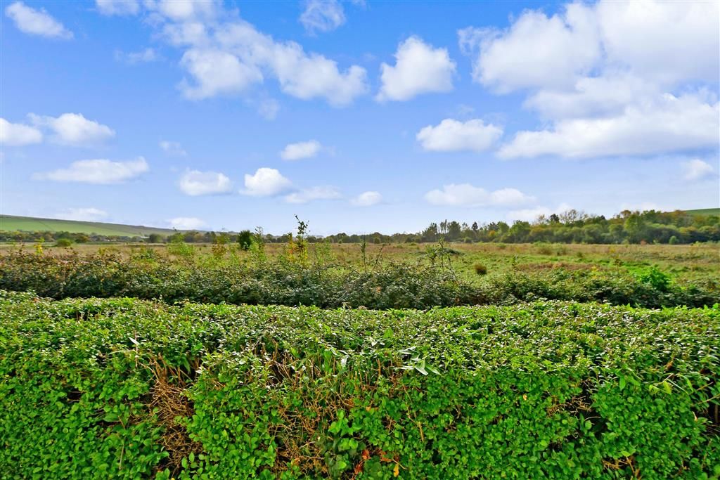 2 bed mobile/park home for sale in The Street, Bramber, Steyning, West