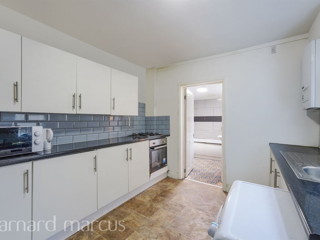 3 bed terraced house for sale in Sumner Road, Croydon CR0, £375,000