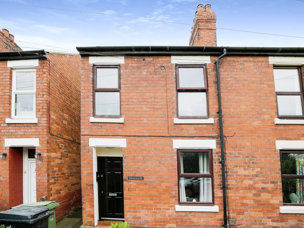 3 bed semidetached house for sale in Trefonen Road, Morda, Oswestry, Shropshire SY10, £185,000