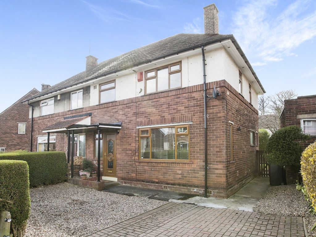 3 bed semidetached house for sale in Fairless Avenue, Lightcliffe