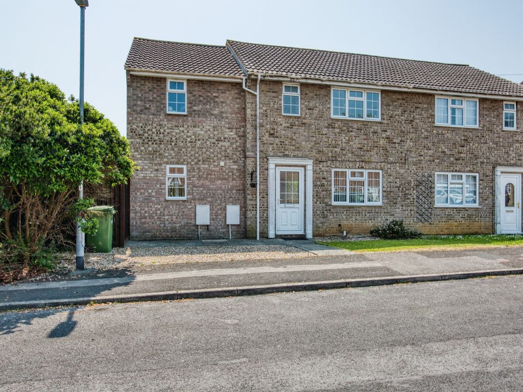 4 bed semidetached house for sale in Portreeve Drive, Yeovil, Somerset