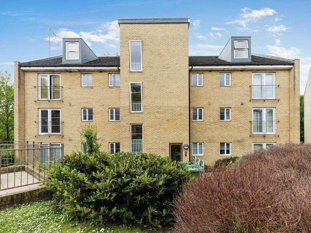 1 bed flat for sale in Grove Road, Hitchin SG4 Zoopla