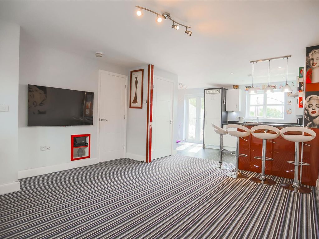 2 bed property for sale in Pilgrim Drive, Chorley PR7 Zoopla