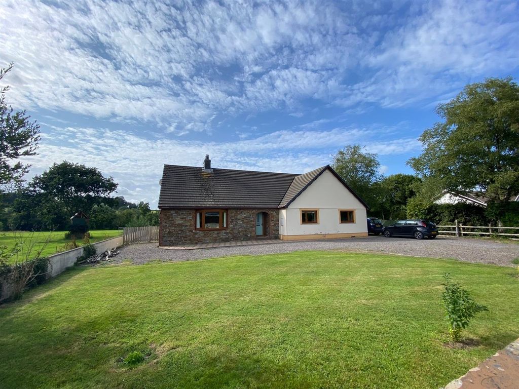 4 bed country house for sale in Swn Yr Afon, Llanfallteg, Whitland SA34, £560,000 Zoopla