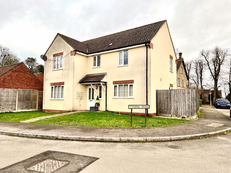 3 bed detached house for sale in Tyning Park, Calne SN11, £350,000 Zoopla