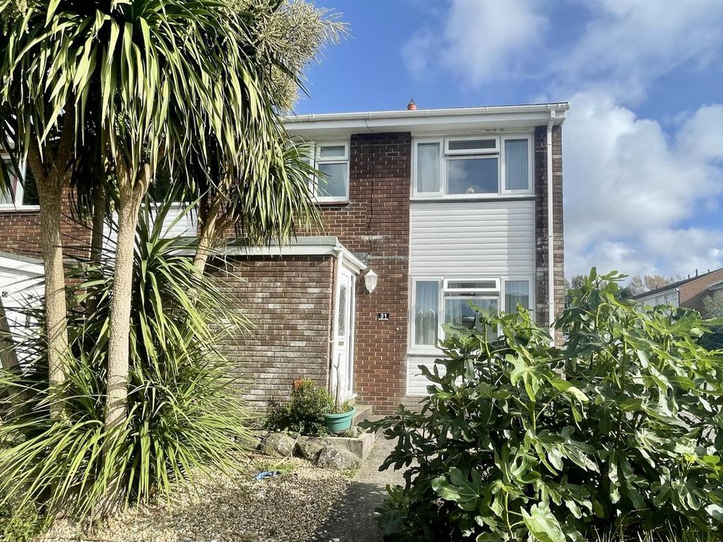 3 bed end terrace house for sale in Barn Park, Wrafton, Braunton EX33