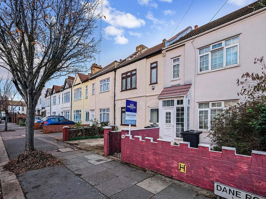 2 bed terraced house for sale in Dane Road, Ilford IG1 Zoopla