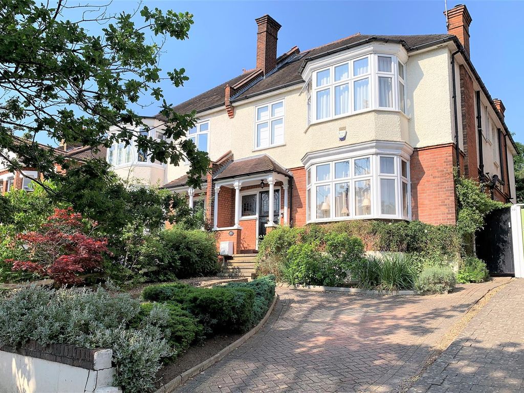 4 bed semidetached house for sale in Farnaby Road, Bromley BR1 Zoopla