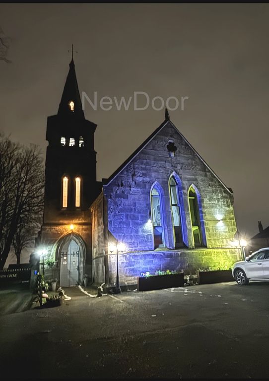 5 bed detached house for sale in Luckinsford Road, Inchinnan PA4, £